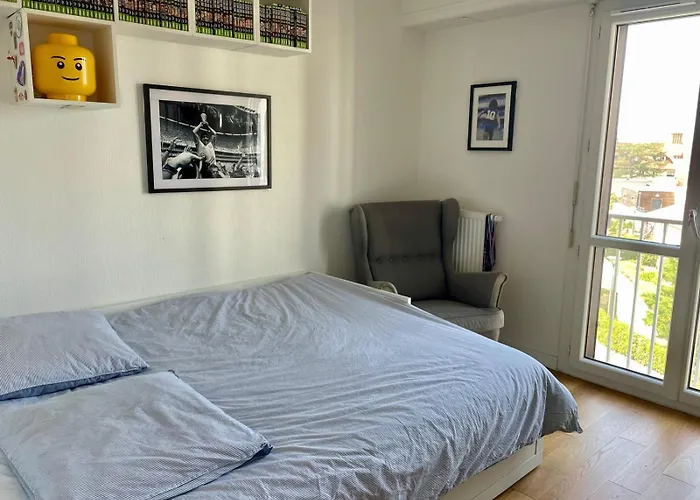 Apartment 3 Chambres, Tres Lumineux, Plages Et Centre A Pied *